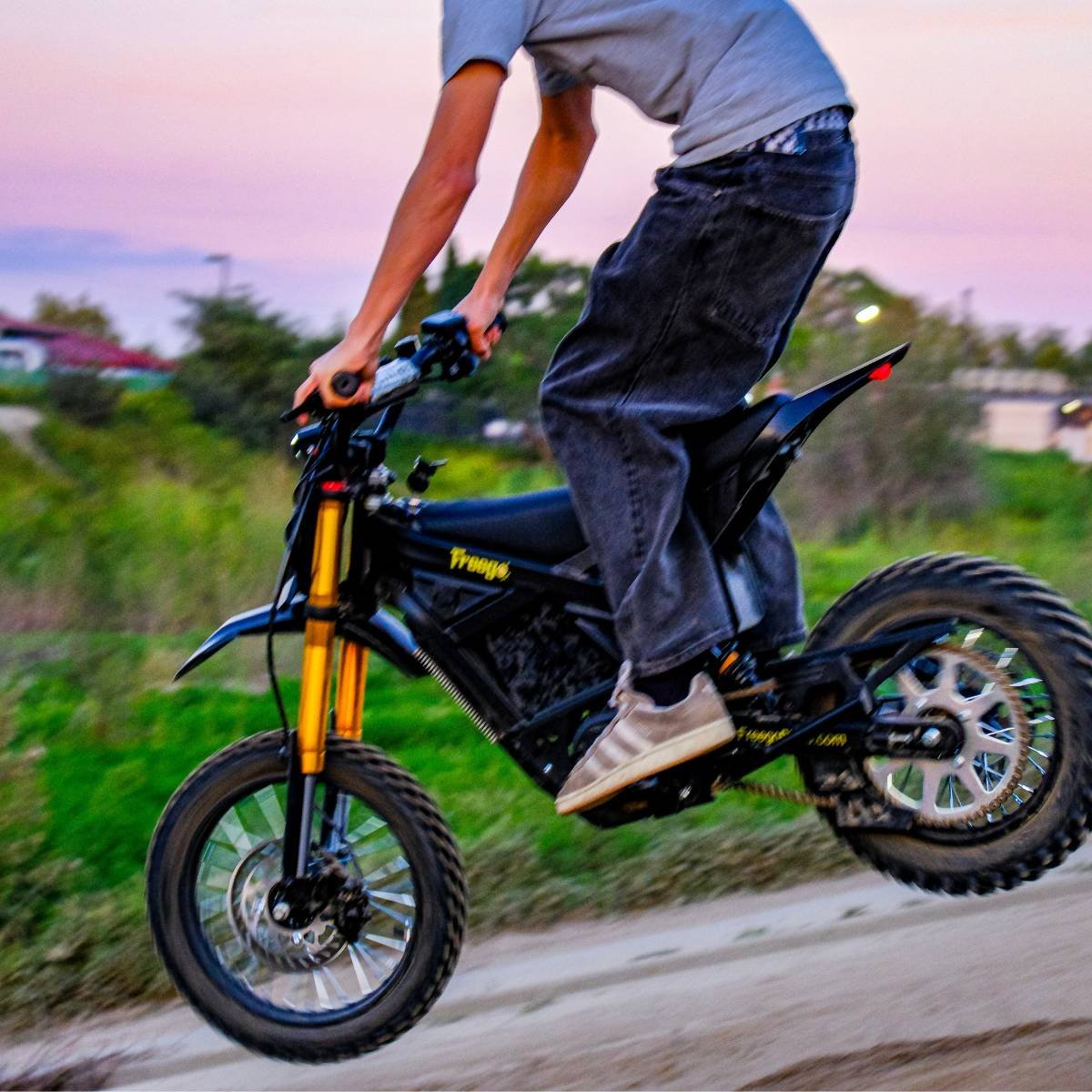 Freego Nova 5 Mini Ebike for Teens and Adults - Image 3