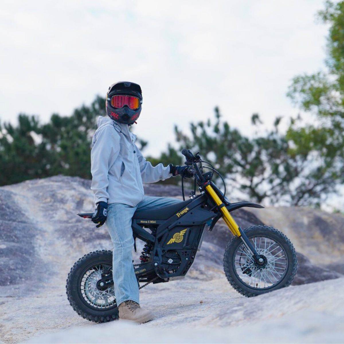 Freego Nova 5 Mini Ebike for Teens and Adults - Image 15