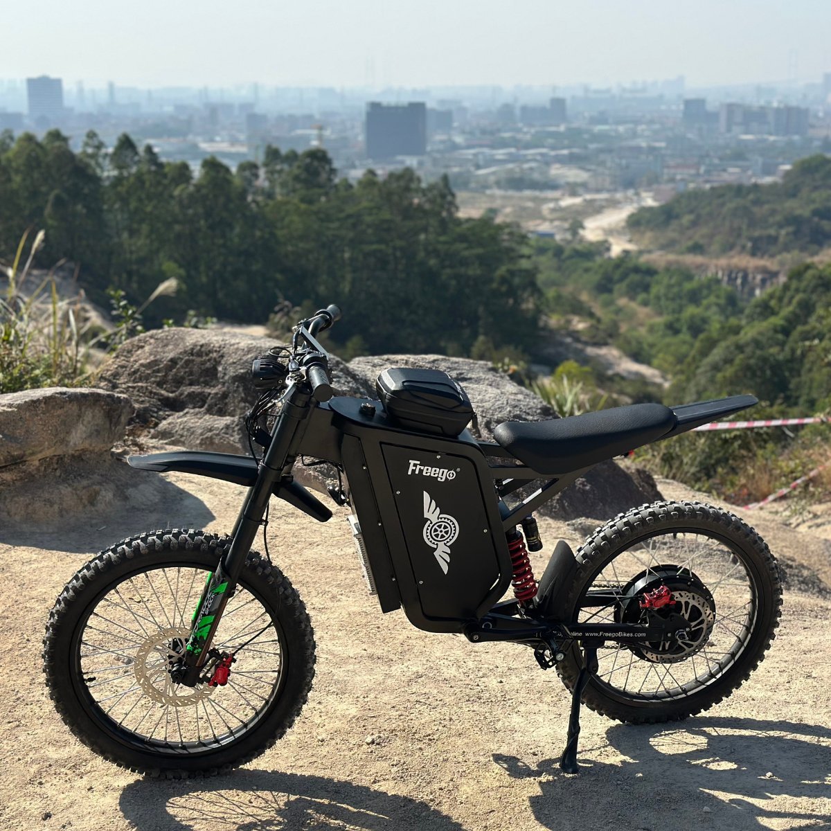 Freego X3 All-Terrain Electric Dirt Bike with Pedals - Image 4